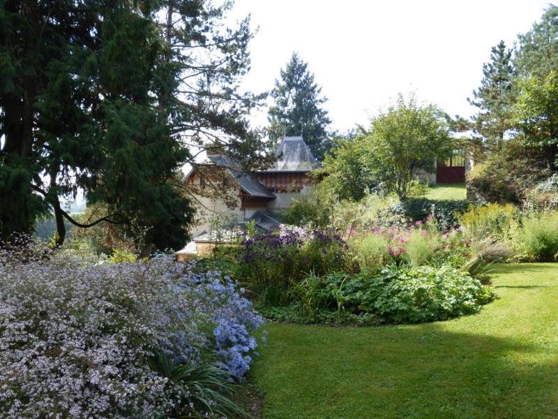 Bed and Breakfast Le Manoir Sur La Roche, 74, Impasse Du Manoir, 71520 Navour Sur Grosne D121 Clermain Екстер'єр фото