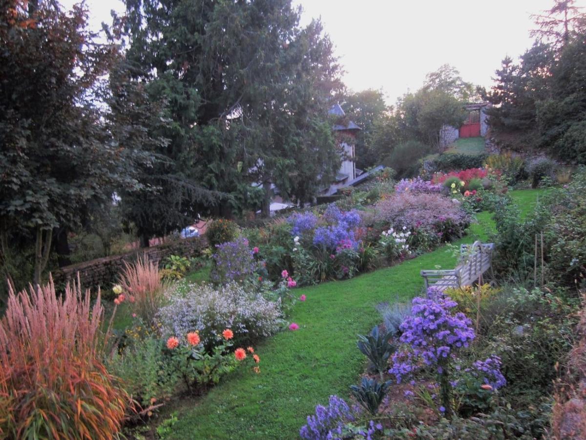 Bed and Breakfast Le Manoir Sur La Roche, 74, Impasse Du Manoir, 71520 Navour Sur Grosne D121 Clermain Екстер'єр фото